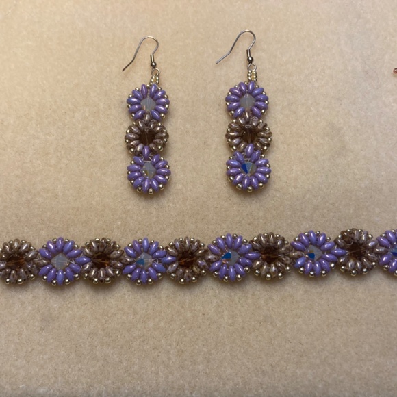 Jewelry - Picture 4 of 4